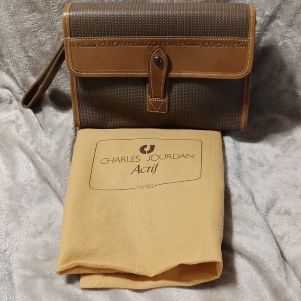 NWOT Charles Jordan with dust bag